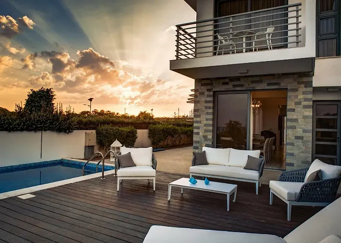 Atlantis Gardens * Μαζωτός