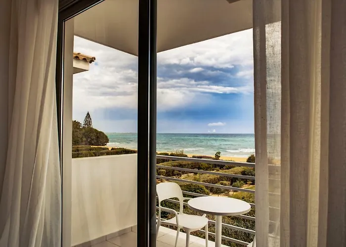 Atlantis Gardens * شاطئ مازوتوس