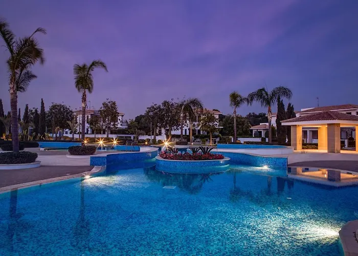 Atlantis Gardens شقة شاطئ مازوتوس