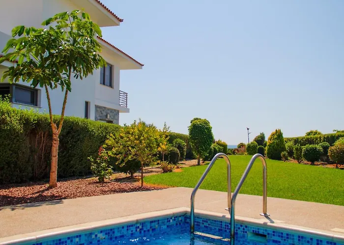 Atlantis Gardens Apartment *