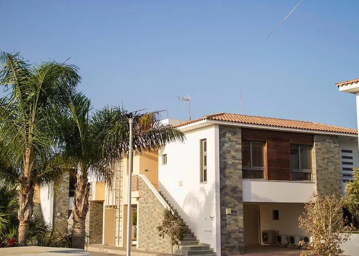 Atlantis Gardens Apartment *